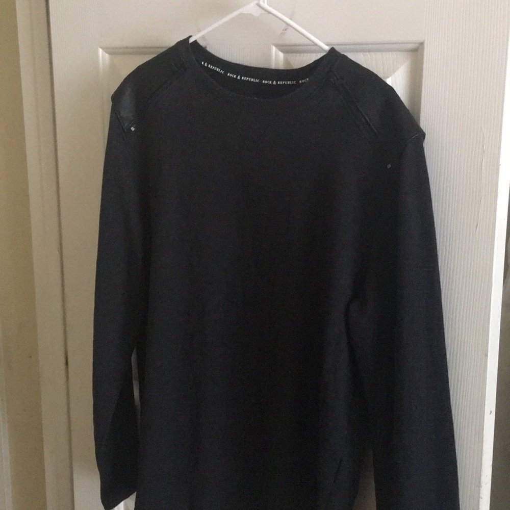 ROCK AND REPUBLIC long sleeve/ leather shoulders